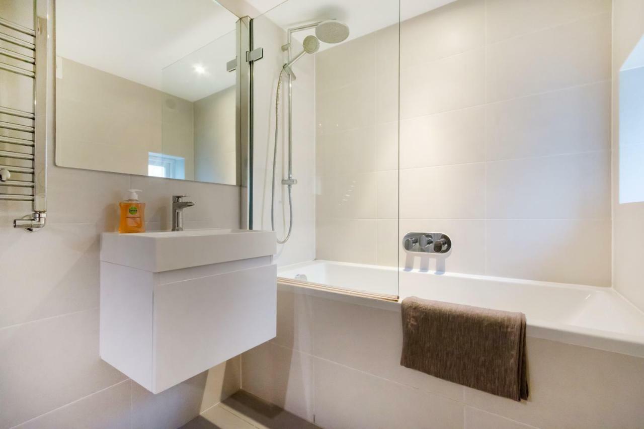 Luxurious Central Soho Apartment London Eksteriør billede